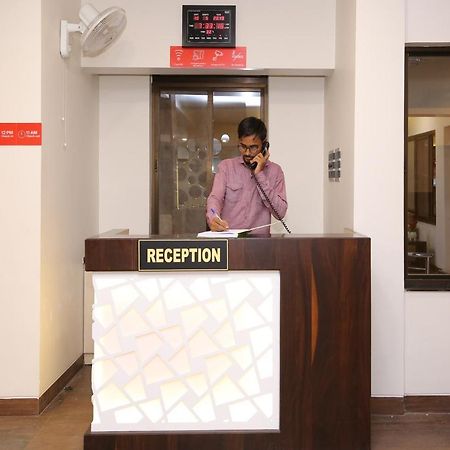 Capital O 36691 Hotel Aashirwad Inn Dzsabalpur Kültér fotó