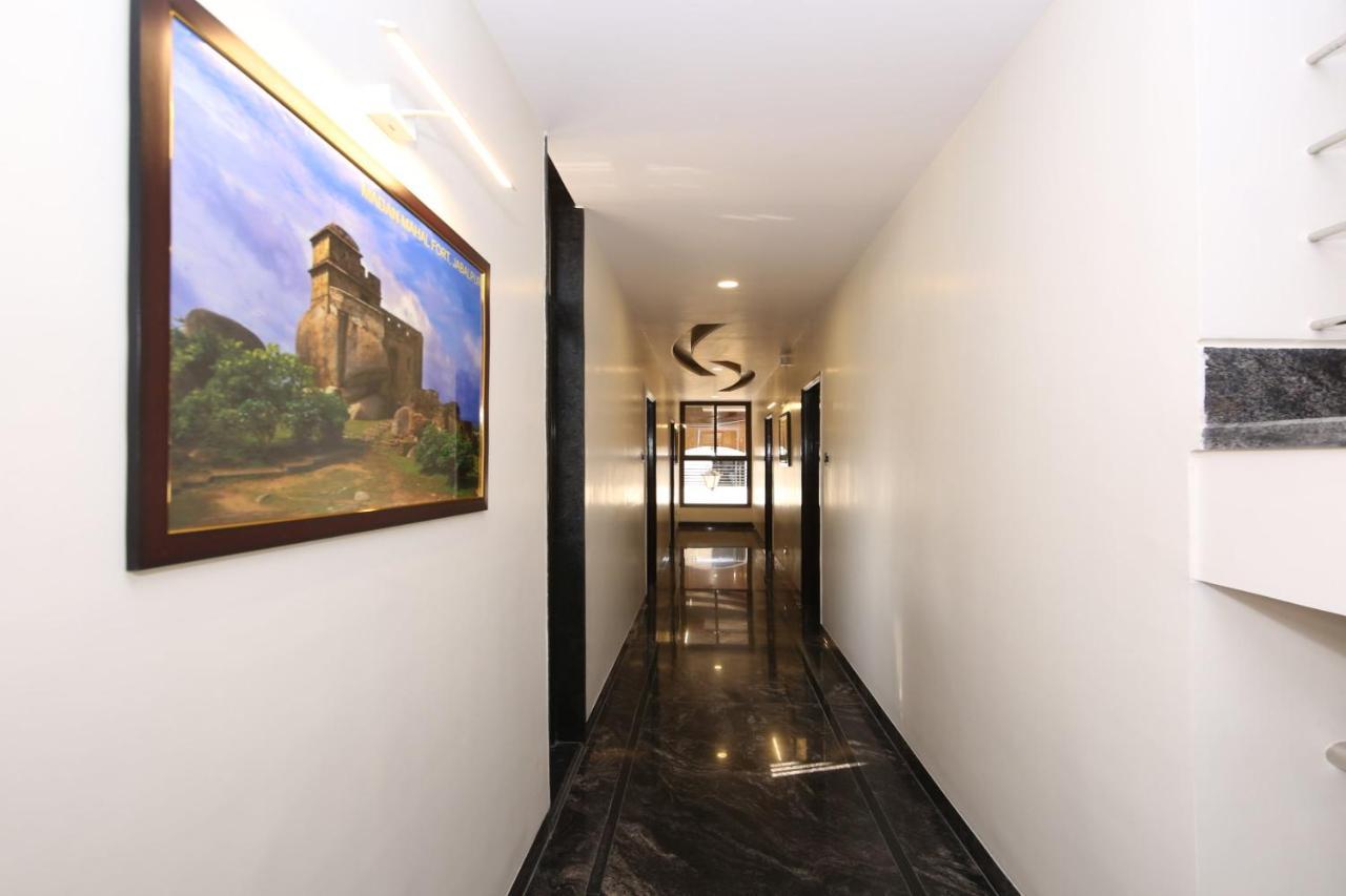 Capital O 36691 Hotel Aashirwad Inn Dzsabalpur Kültér fotó