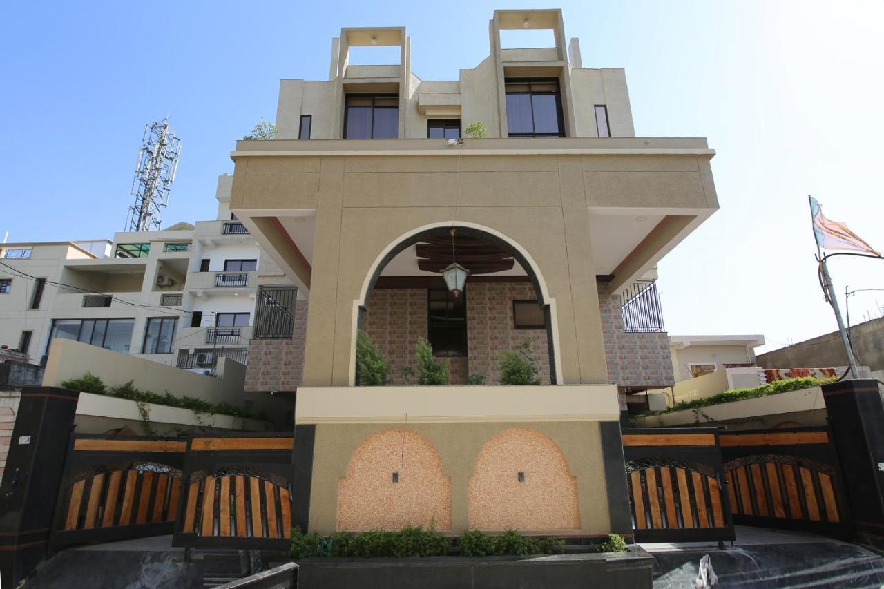 Capital O 36691 Hotel Aashirwad Inn Dzsabalpur Kültér fotó