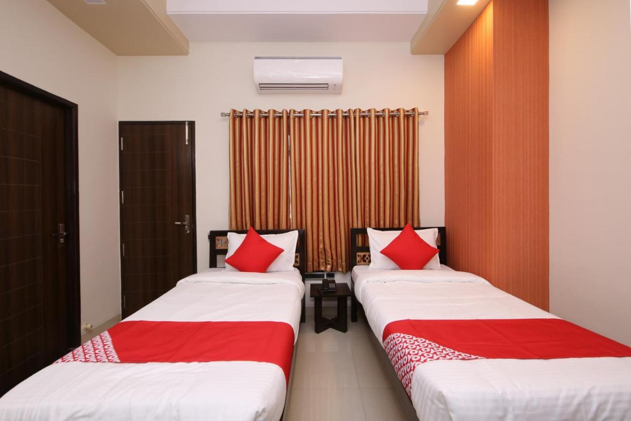 Capital O 36691 Hotel Aashirwad Inn Dzsabalpur Kültér fotó